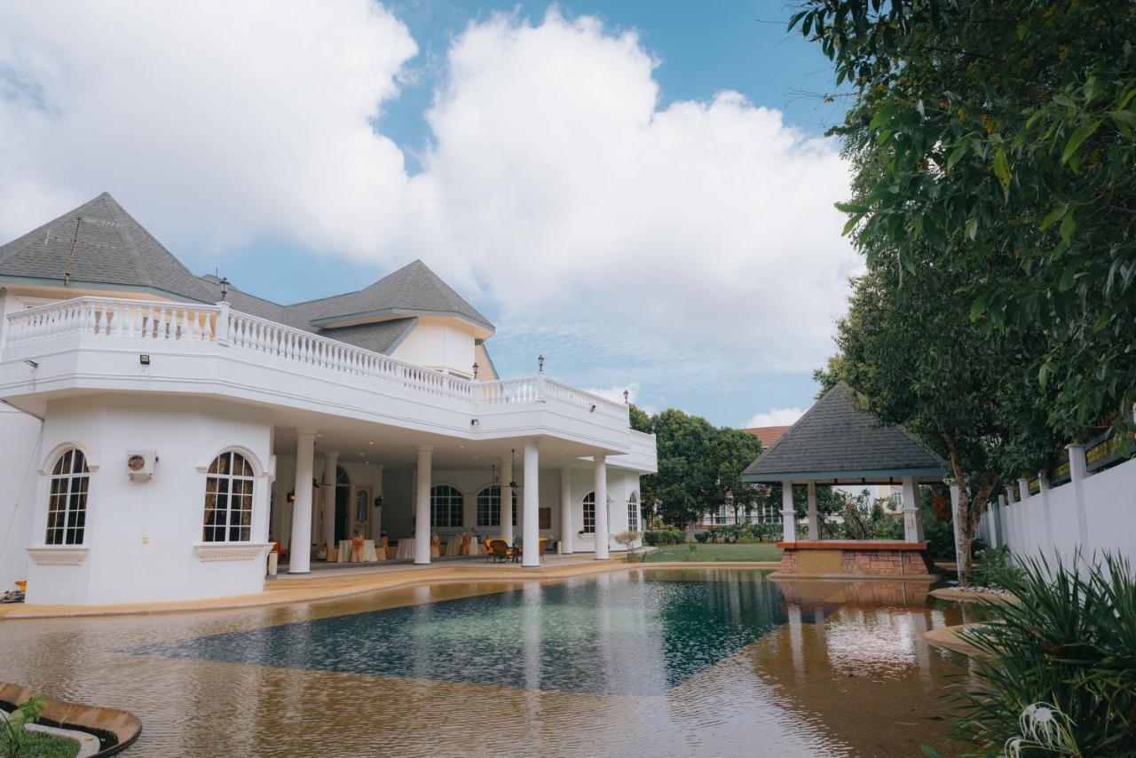 Hotel The Kahaani Ayer Keroh Exterior foto